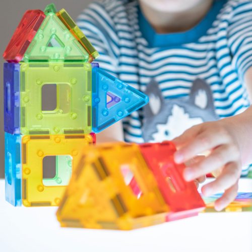 Set de construcție magnetică translucidă, 48 piese – Polydron KinderMag