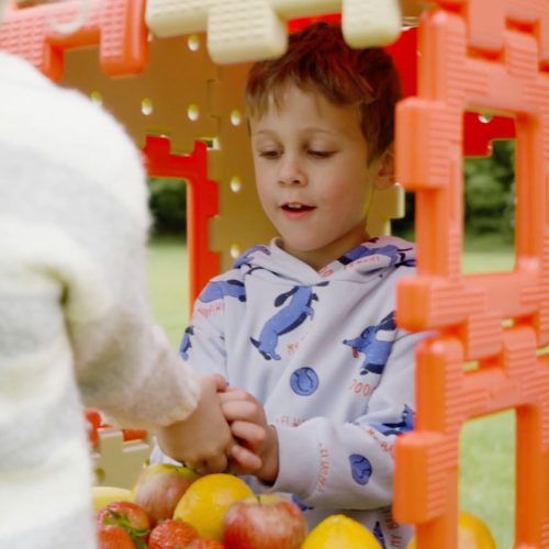 Set educativ pentru construirea unui magazin, 83 piese – Giant Polydron Build-A-Shop
