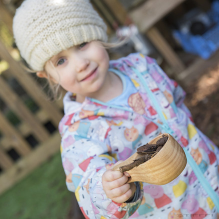 Cupe din lemn, de mai multe dimensiuni