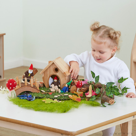 Small World colibă ​​de zână