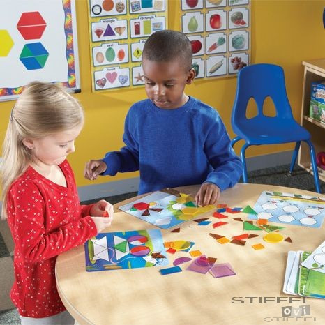 Jocul formelor geometrice