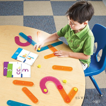 Set de asamblare numerică cu carduri