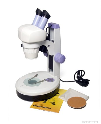 Levenhuk 5ST microscop
