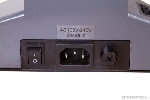 Levenhuk 740T microscop trinocular