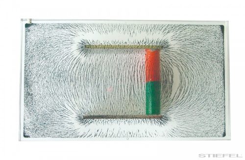 Placă de câmp magnetic "compact"