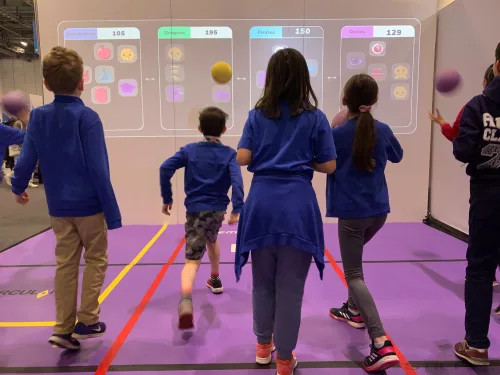 Dispozitiv interactiv de gimnastică mobil LÜ  (6000 lumeni)